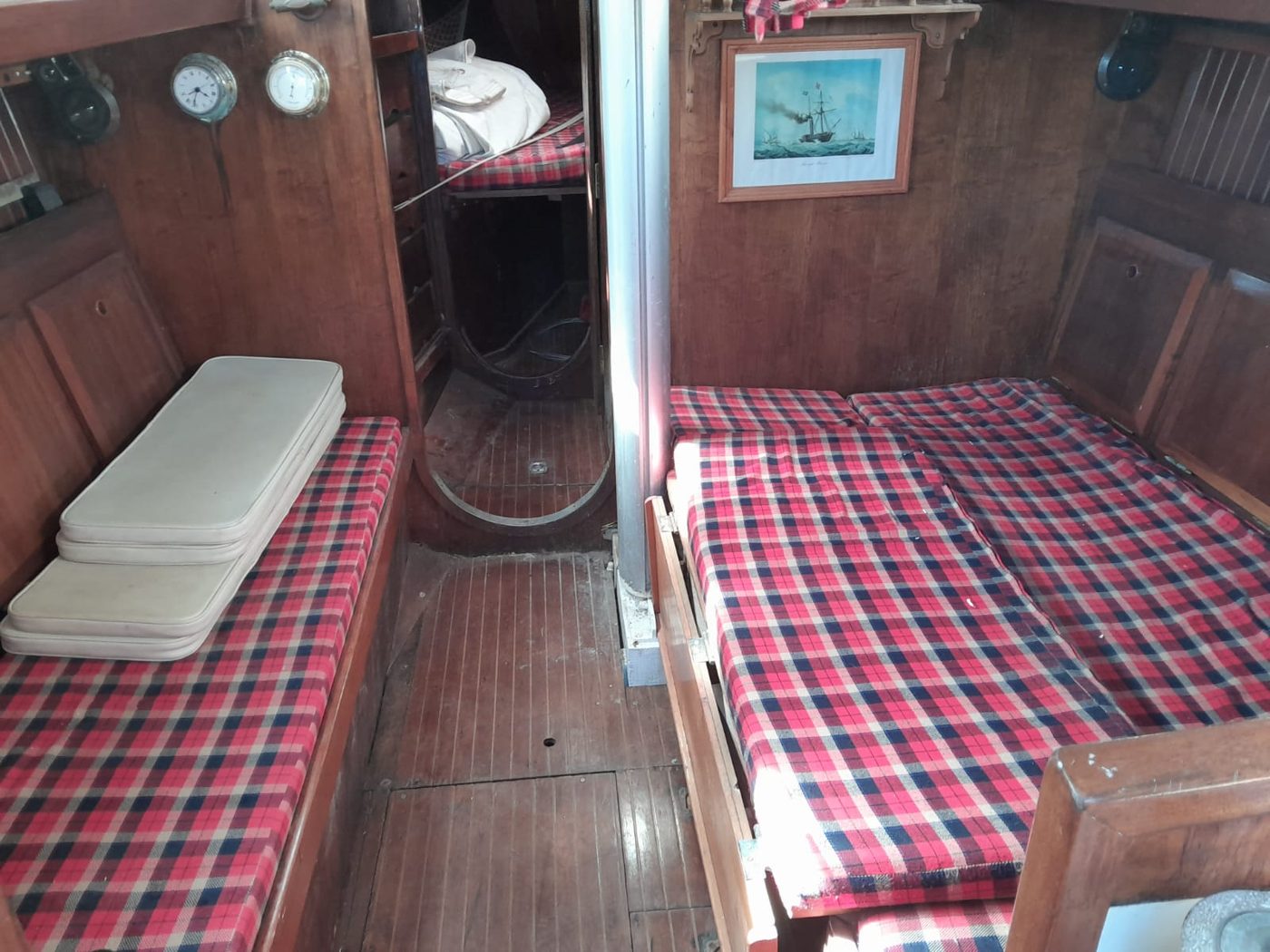SE VENDE YATE PAPAGENO (imagen 4)